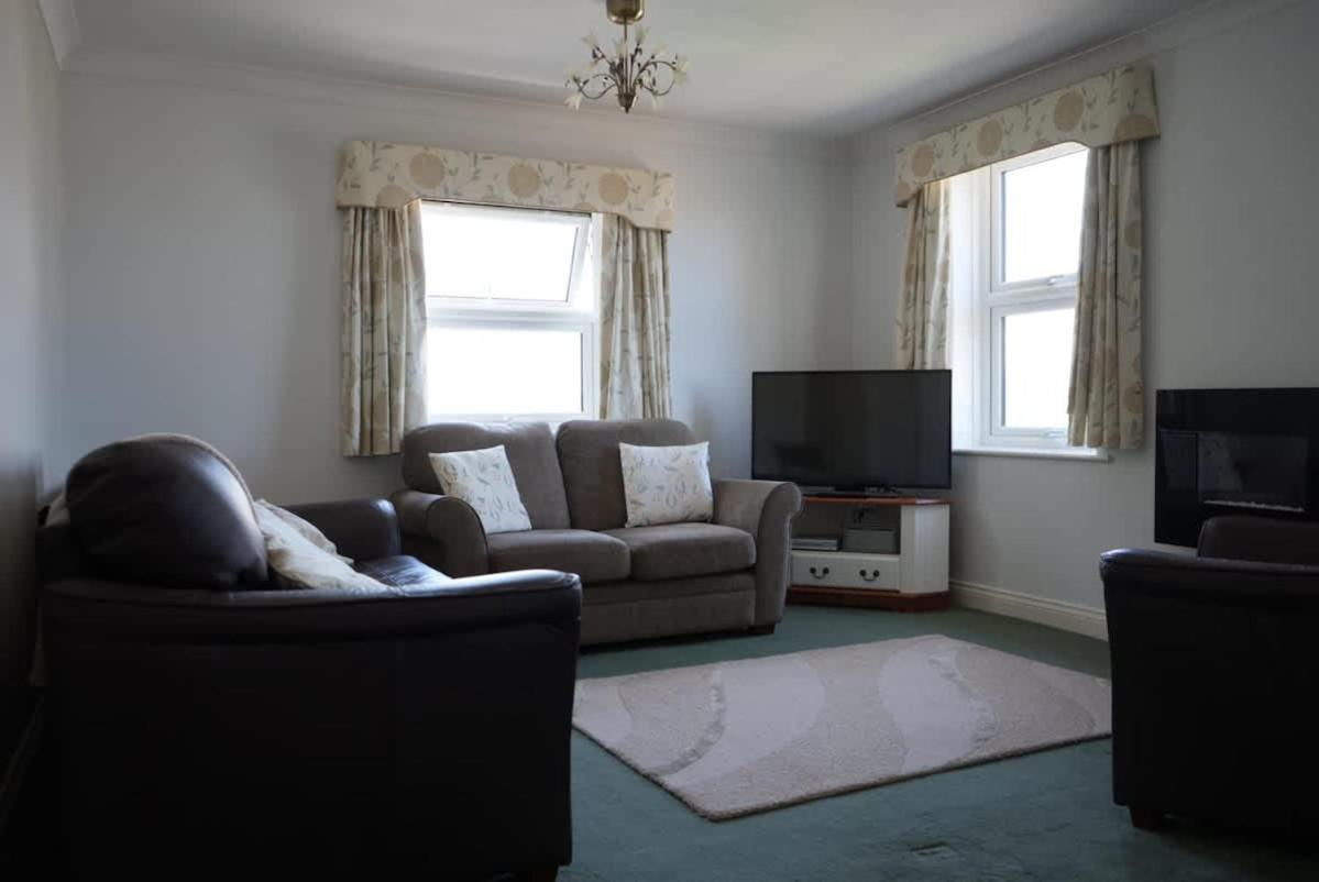 Villa Fabulous High Street Townhouse With Stunning Views & Parking At 'Eagles Nest' Falmouth Exterior foto