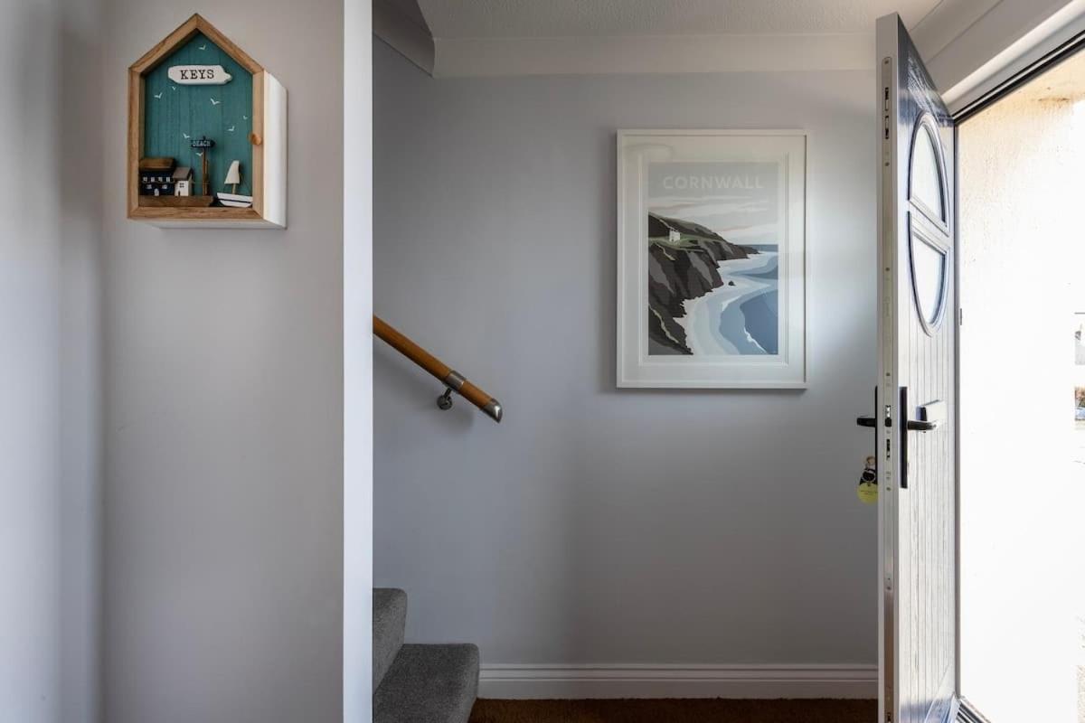 Villa Fabulous High Street Townhouse With Stunning Views & Parking At 'Eagles Nest' Falmouth Exterior foto