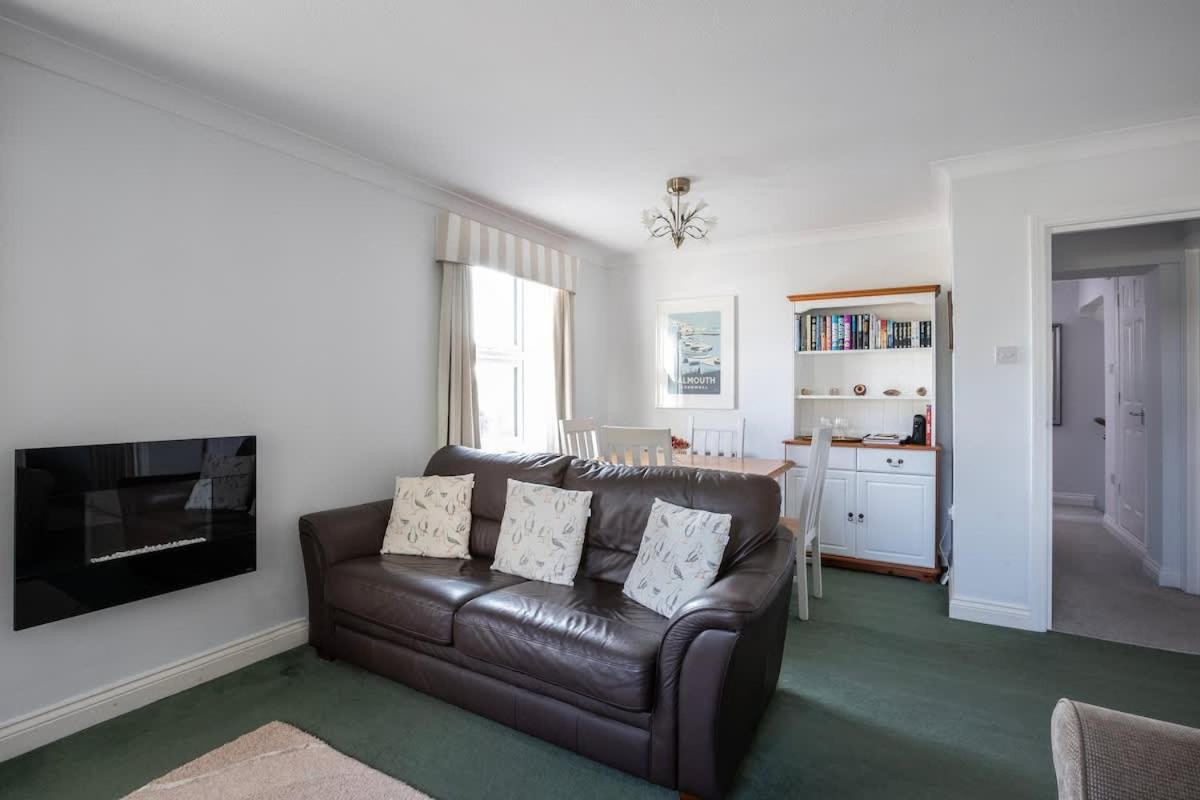 Villa Fabulous High Street Townhouse With Stunning Views & Parking At 'Eagles Nest' Falmouth Exterior foto
