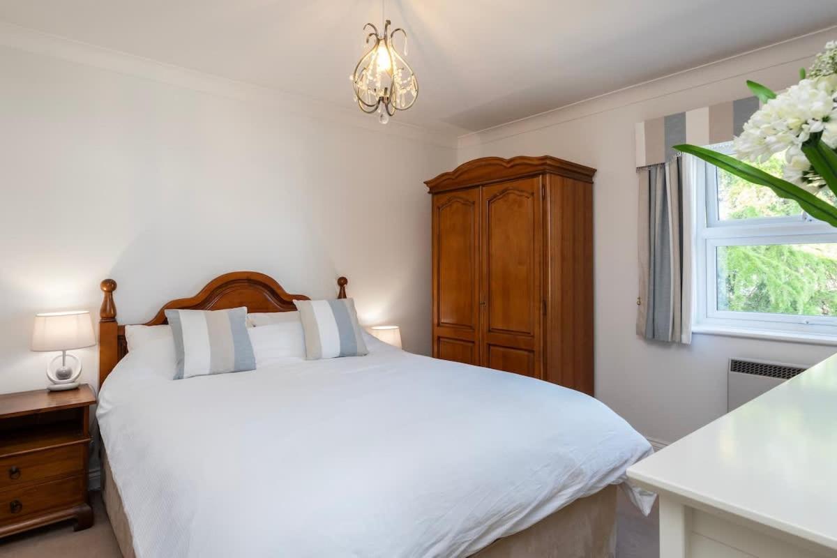 Villa Fabulous High Street Townhouse With Stunning Views & Parking At 'Eagles Nest' Falmouth Exterior foto